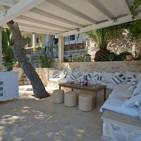 Vila Sano Hvar Town
